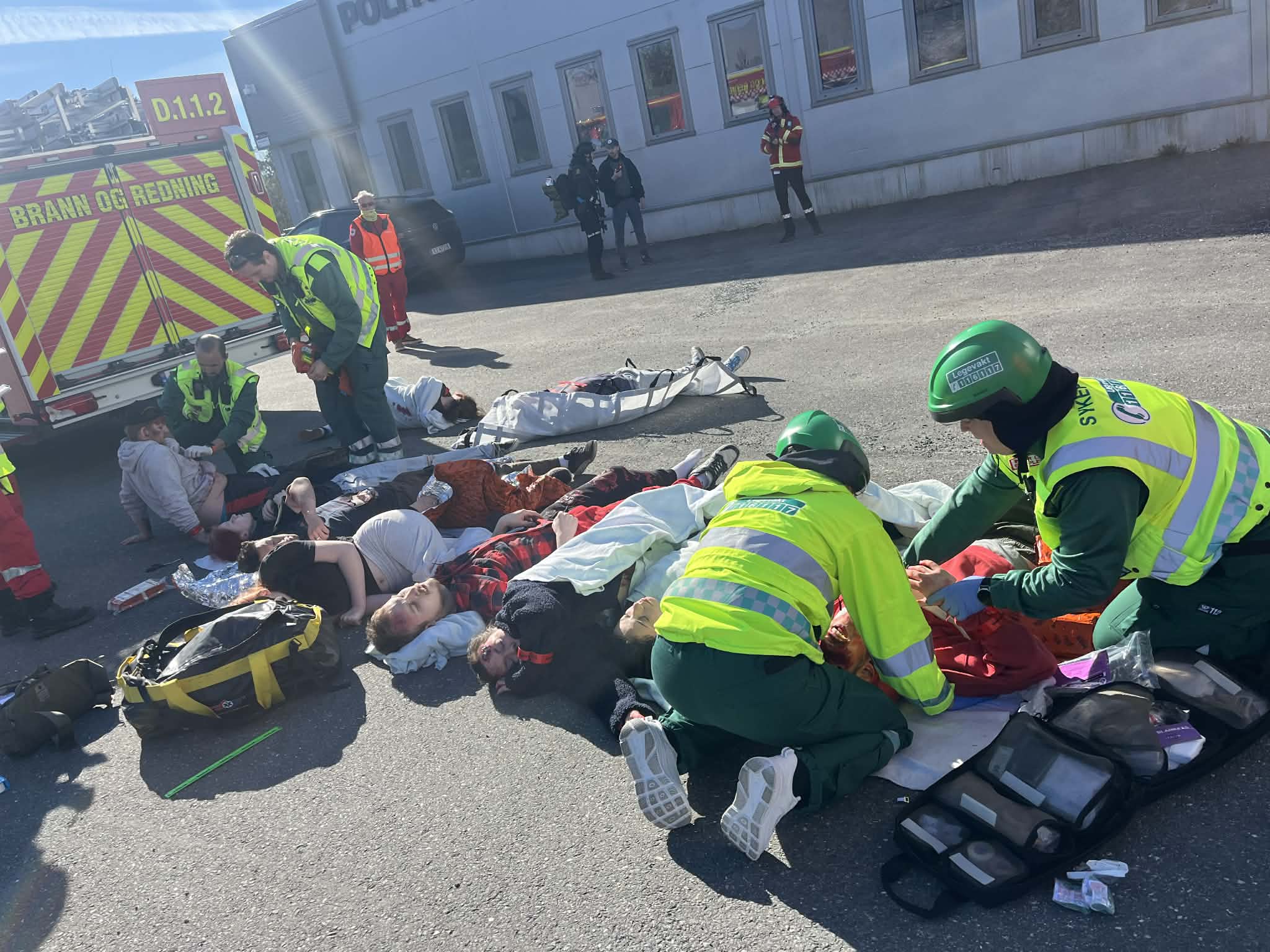 Elevene på vg1 HO og vg2 HEA på PLIVO-øvelse